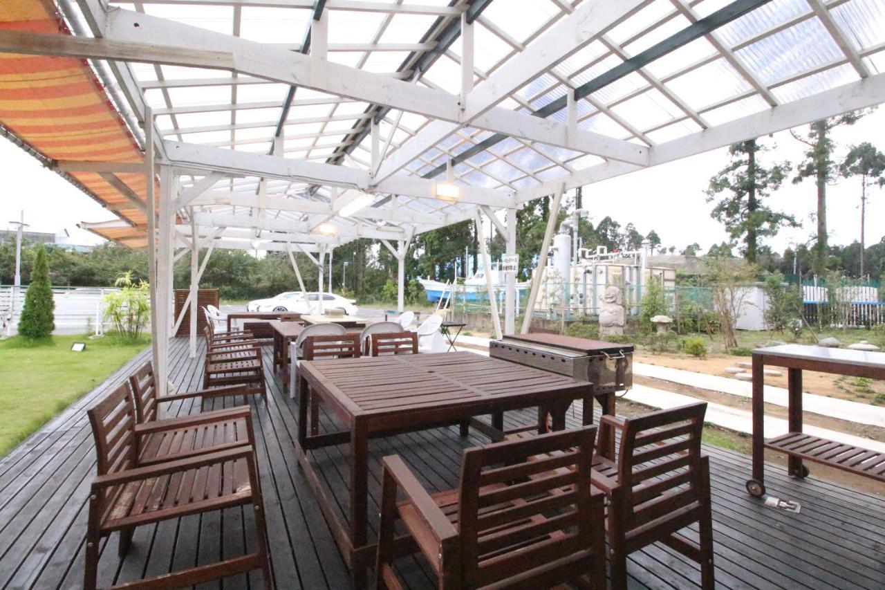 Hotel Swan Lake Nagara Nagara  Dış mekan fotoğraf